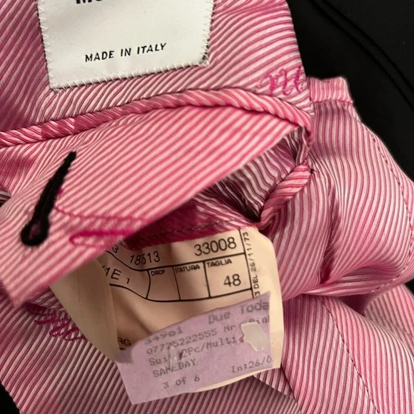 Men’s moschino gray with pink inside suit